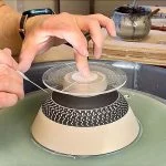 796. Chattering/Sgraffito Texture Decorating on a Rice Bowl with Hsin-Chuen Lin 林新春 飯碗紋飾示範