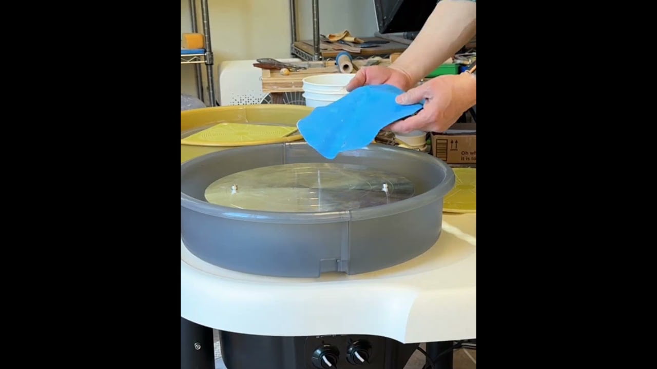 791. Unboxing a new BTH potter’s wheel and simple set up! • Claystation