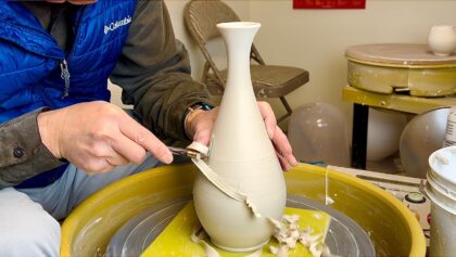 723. Trim a Thin-necked Bottle Before Wire Off from the Bat with Hsin-Chuen Lin 林新春 修細頸瓶示範