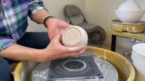 651. Making a Mug from a Flexi Bat Imprinted Pattern with Hsin-Chuen Lin 林新春 利用彈性板印製馬克杯底紋飾