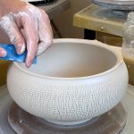 577. Throwing a Sodium Silicate Texture Ikebana Bowl with Hsin-Chuen Lin 林新春 岩花瓷花器拉坯示範